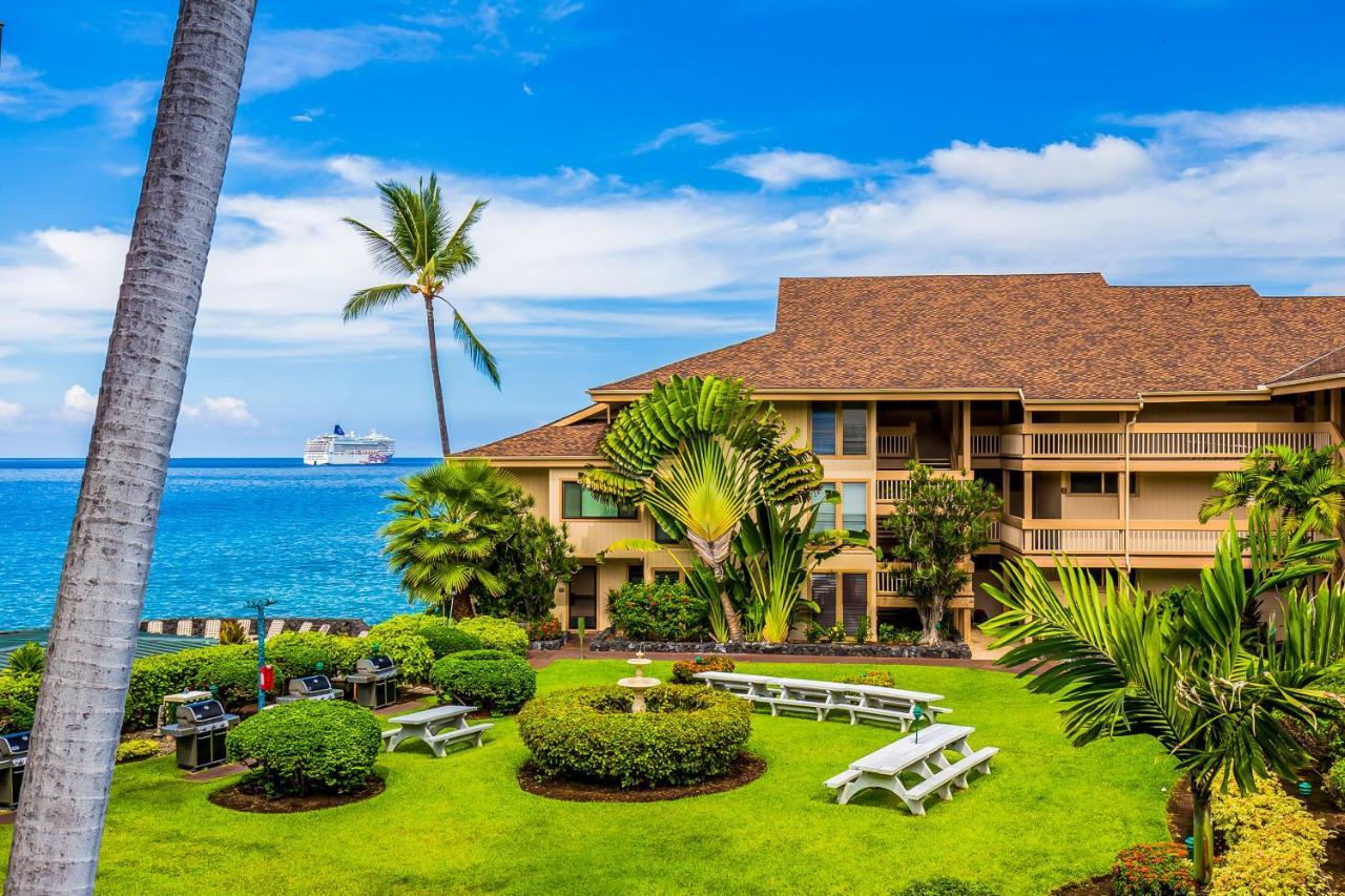 The Sea Village #1302 Kailua-Kona Exterior photo